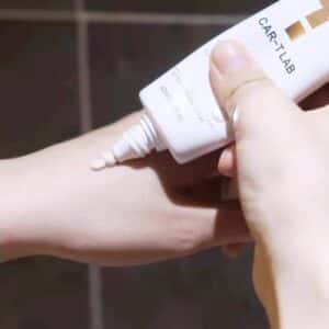 KEM CHỐNG NẮNG PHỔ RỘNG CAO CẤP CART LAB BEAUTY - NÂNG TONE TRẮNG HỒNG - Ảnh 7